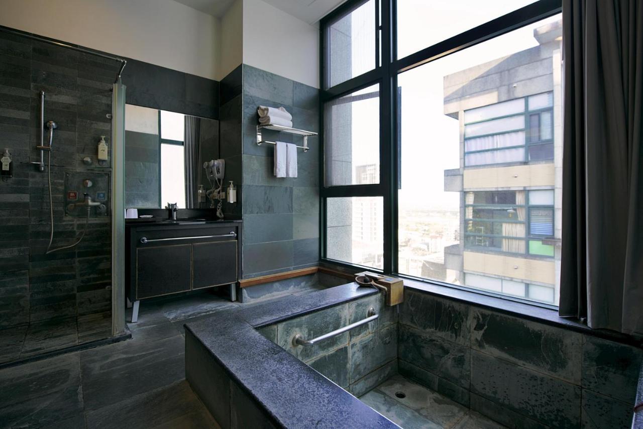 Muen Hot Spring Hotel Jiaoxi Buitenkant foto